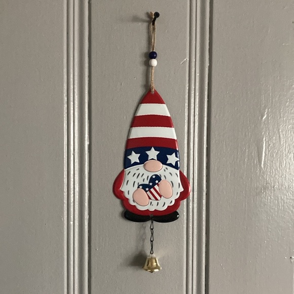 NWT Metal- Stars & Stripes Patriotic Gnome Hanging Bell Decoration - Picture 11 of 13